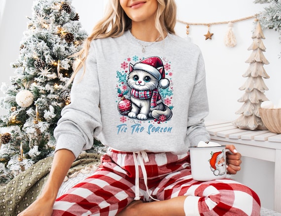 Cozy Christmas Cat Sweatshirt: Festive Holiday Sweater
