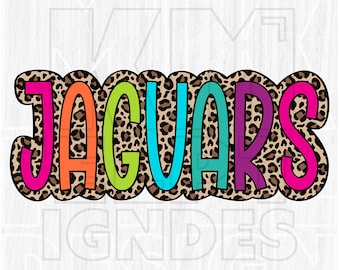 Op de afbeelding: Een kleurrijk woordkunstontwerp met het woord "JAGUARS" op een luipaardprint achtergrond. De letters zijn omrand met roze, oranje, groen, blauw, paars en felroze.
