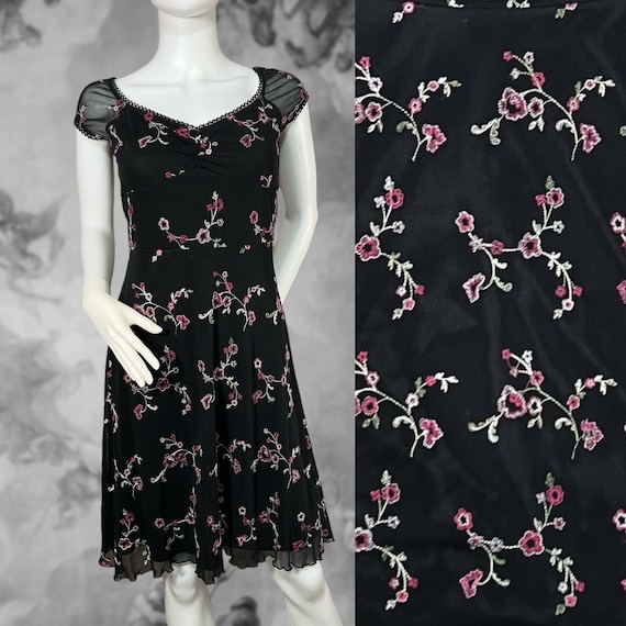 Vintage 90s Y2K Black and Pink Floral Embroidered… - image 1