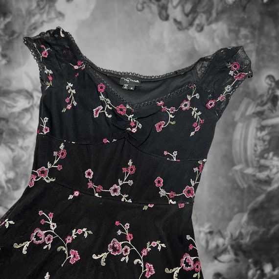 Vintage 90s Y2K Black and Pink Floral Embroidered… - image 8