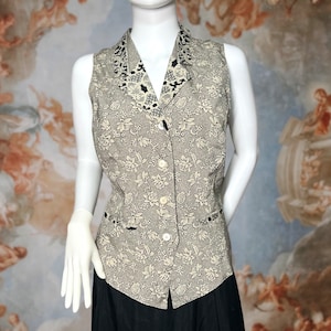 Vintage 90s Black and Ivory Floral Lace Button Up Collared Vest, Gothic Whimsigoth Dark Cottagecore Waistcoat, Size 12 Large