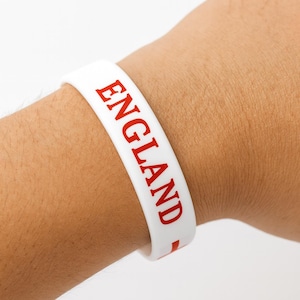 England World Cup  Wristband - Fifa World Cup - FREE POST UK