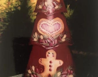 Patrón de pintura navideña vintage en hojalata: Árbol de jengibre de Della Wetterman