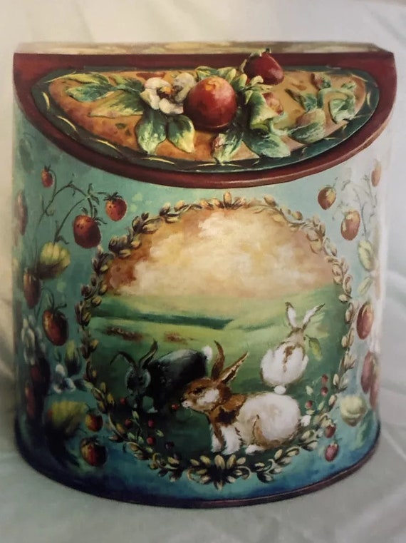 Vintage Tole Pattern : Strawberry Rabbit Canister by Gene Prewitt