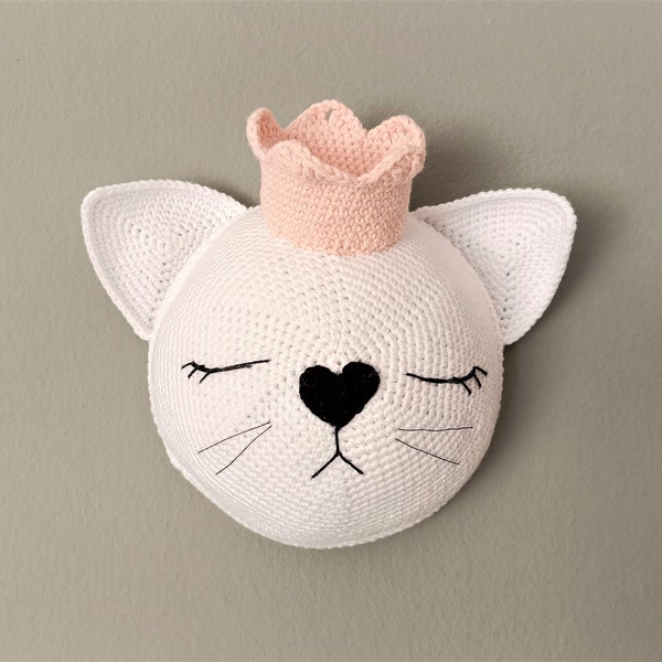 crochet decoration, Cat Lover Gift, Kids Room Decoration, Crochet Cat Wall Decor, Cute Cat Crown Decoration, Nursery Decor for Girls