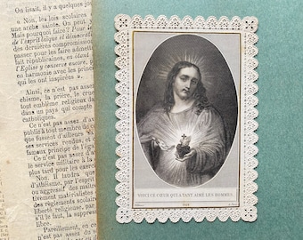 An antique French prayer card, Sacred Heart, engraving, canivet card