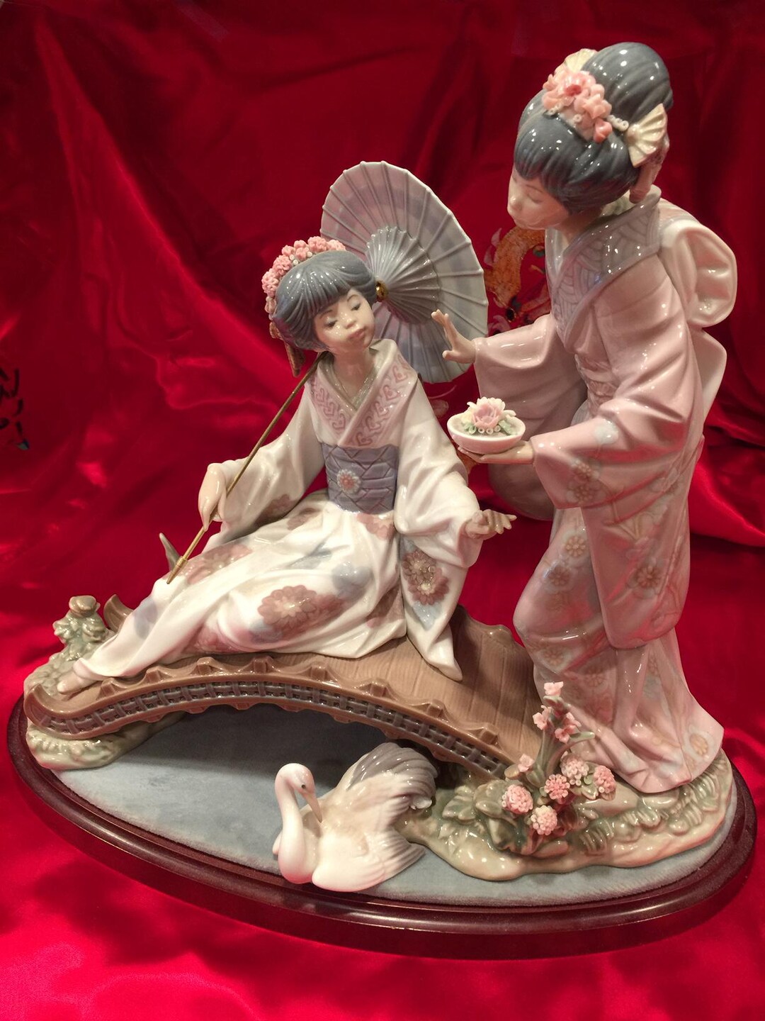 工芸品 LLADRO spring is here Lladro Spring is Here Porcelain Girl Figurine 5223 With
