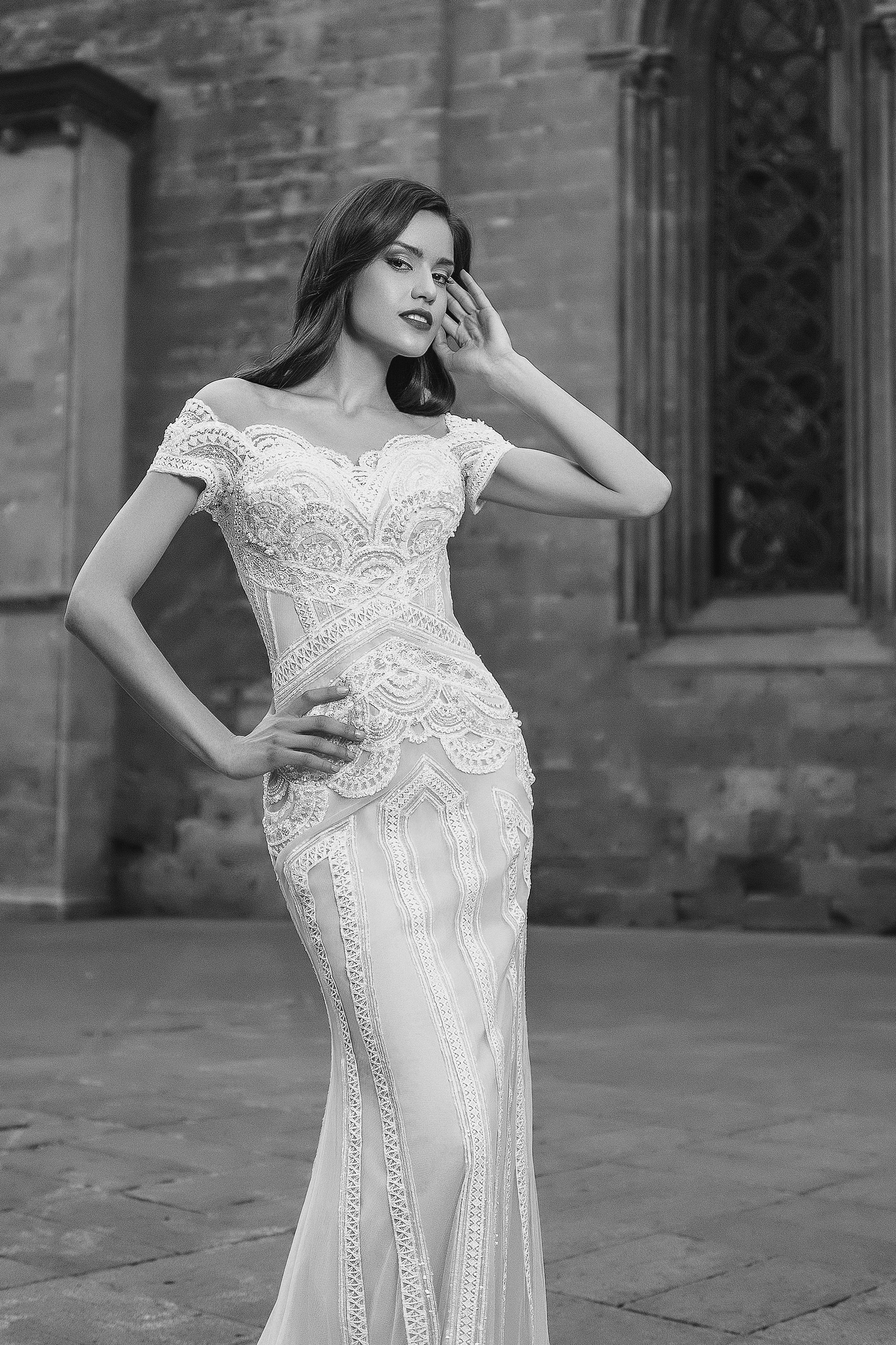 chinese dress ladies Amarra Bella 84375 Size 8 Sheer Beaded Mermaid Wedding Dress Off The Shoulder Bridal Gown main image 0