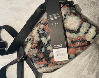 Aimee Kestenberg Broadway Novelty Mini Crossbody, Autumn Tie Dye