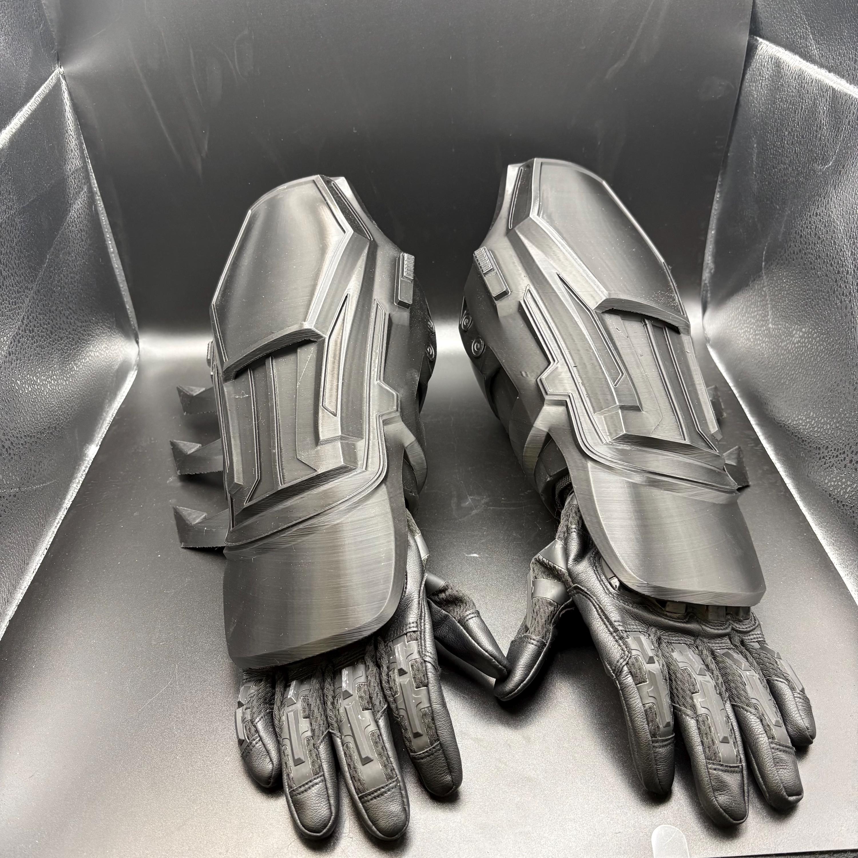Bat Gauntlets, Origins Inspired Cosplay Gauntlets - Etsy