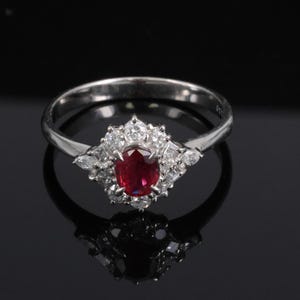 Fine 0.40ct Natural Ruby & 0.48ct Diamond Platinum Ring, Size 8.5