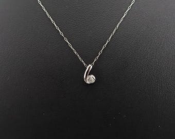 Vintage 0.10ct Round Natural Diamond Platinum Curved Drop Pendant Necklace