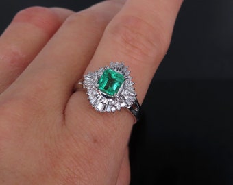Vintage 0.81ct Natural Colombian Emerald 0.36ct Diamond Platinum Ring Size 6.25