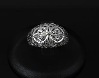 Unique Handmade Solid Platinum Decorated Dome Ring Size 6.75, 4.0g
