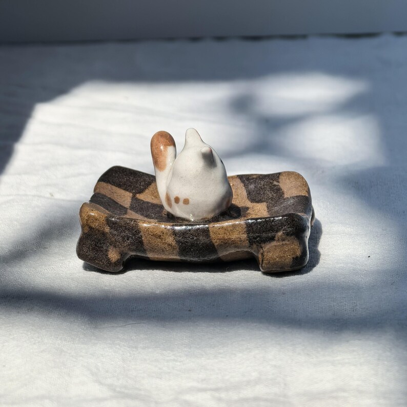 Handmade Ceramic Cat Ring Dish Cute Jewelry Holder for Rings, Necklaces