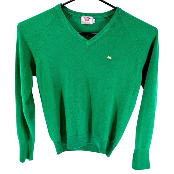 Izod, Vintage 70s Izod Beech Mountain NC Ski Resort V Neck Sweater Kelly Green Raglan