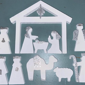 White & Silver Nativity Set