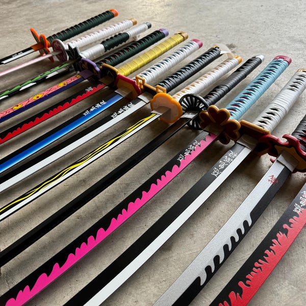 Handmade Anime Inspired Metal or Bamboo Katana Sword – Cosplay Samurai Sword with Scabbard, Stand & Belt – Display or Training