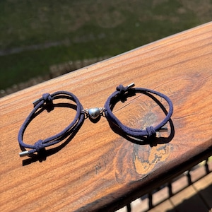 Custom Engraved Magnetic Heart Couple Bracelets: Valentine's Gift Midnight Blue