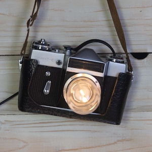 Luce notturna Zenit con custodia in pelle e lampadina a LED vintage URSS sovietica con dimmer