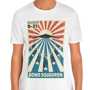 B-21 Raider Stealth Bomber Vintage Distressed USA Patriotic Military Aviation Bomb Squadron Poster Unisex Softstyle T-Shirt