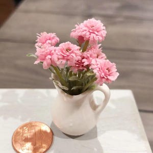 1/12 Dollhouse Miniature Flower in Ceramic Vase Miniature Flower