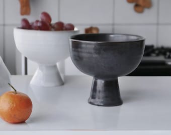Fruit Bowl - Handcrafted Ceramic, Elegant Centerpiece for Serving, Perfect Housewarming Gift