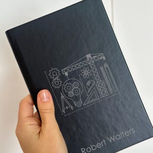 Presentset för ingenjör, personlig anteckningsbok med USB-minne, personlig graverad ingenjörspresent, present till ingenjörsstudent, examenspresent bild 4