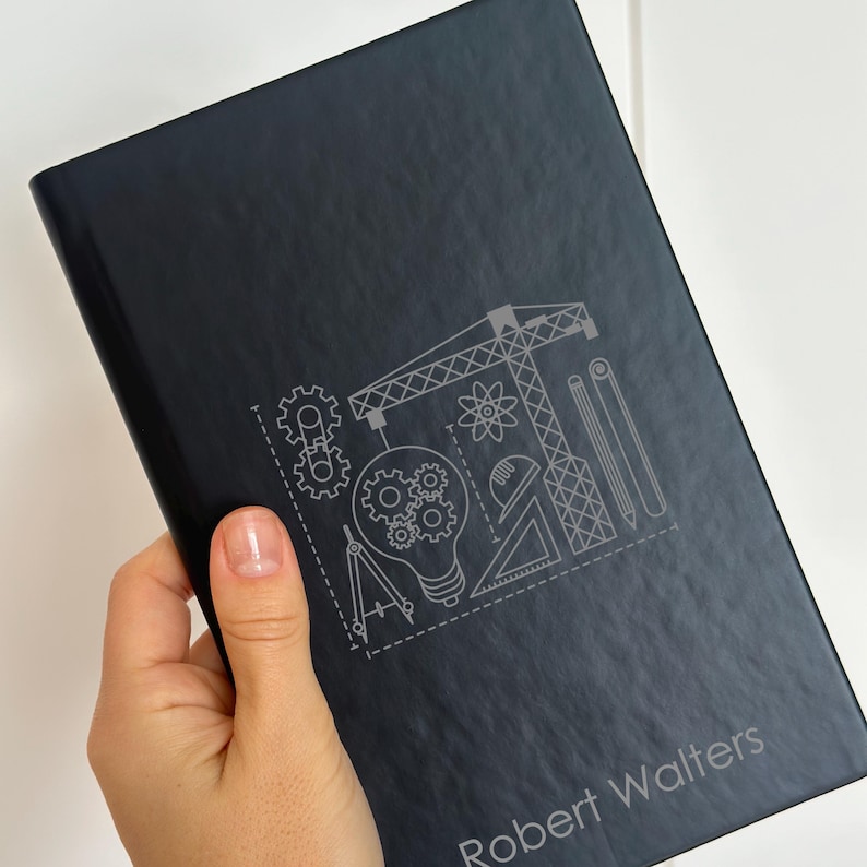 Presentset för ingenjör, personlig anteckningsbok med USB-minne, personlig graverad ingenjörspresent, present till ingenjörsstudent, examenspresent bild 4