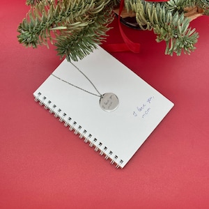 Personalized Engraved Handmade Gift Medallion Pendant Custom Name Engraved Coin Necklace for Women Jewelry Gift Wedding Gift Initial Disc
