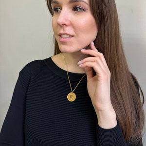 Personalized Engraved Handmade Gift Medallion Pendant Custom Name Engraved Coin Necklace for Women Jewelry Gift Wedding Gift Initial Disc