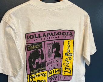 Vintage 90’s Lollapalooza Concert Tee Size M/L