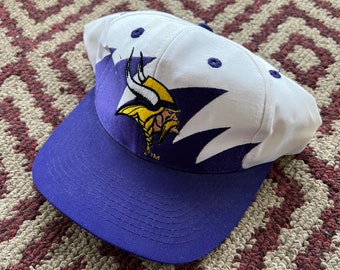 Vintage 90’s Logo Athletic Minnesota Vikings NFL Shark Tooth Snapback Hat