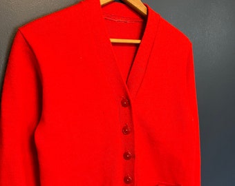 Vintage 60’s / 70’s Red Button Up Knit Cardigan Size Small