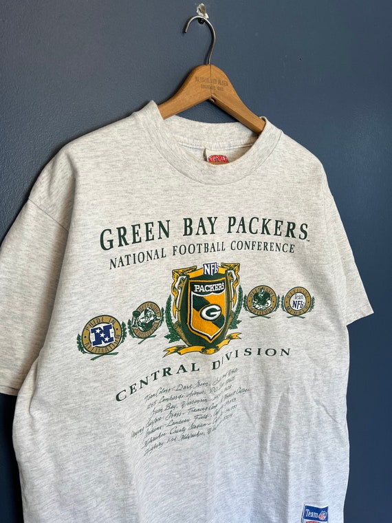 Vintage 90’s Nutmeg NFL Football Green Bay Packer… - image 1