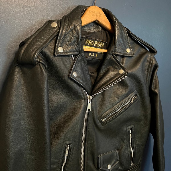 Vintage 80’s Black Leather Motorcycle Biker Jacket Size Medium/Large