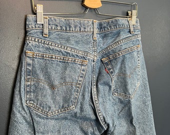 Vintage 90’s Levis 505 Blue Jean Denim Pants Size 33/32 USA Made