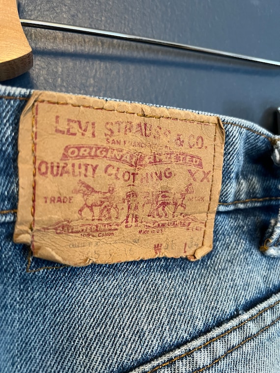 Vintage Levi Strauss Jeans Distressed Blank Red T… - image 5