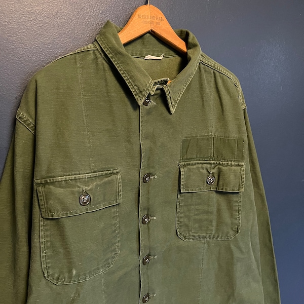 Vintage 60’s US Army Olive Green OG 107 Button Up Size M/L