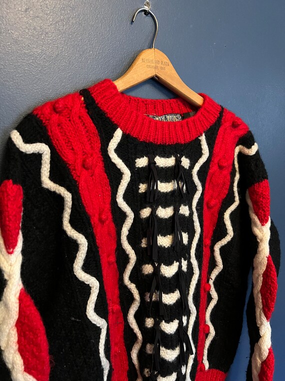 Vintage 90’s Novo Wool Cable Knit Sweater Size Lad