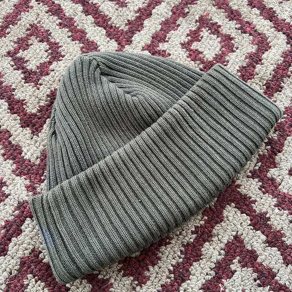 Vintage 90’s St John’s Bay Loose Gauge Knit Cuff Beanie USA Made