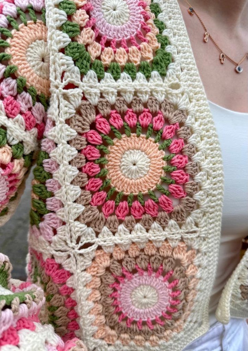Handmade Crochet Cardigan Vintage Pink Green Circle Pattern, Cozy and Stylish Granny Square Jacket, Boho Chic Women's Sweater image 4