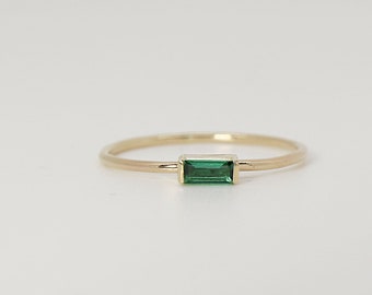 Smaragd Ring 14K Gold, Smaragd Versprechensring, Handgemachter minimalistischer Verlobungsring, Mai Schmuck, Art Deco Smaragd Baguette Ri 74729