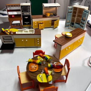 Tomy Dollhouse Furniture Toys 1980s TOMY 80's Vintage Dollhouse