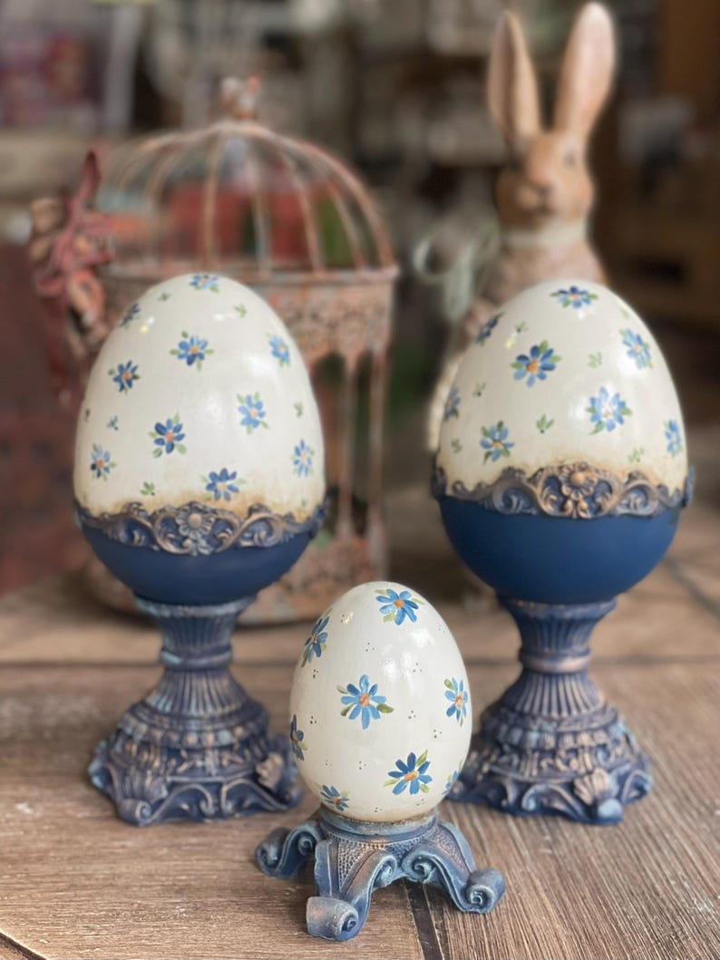 Floral Easter Eggs Blue and White Design, Large or Mini Easter Eggs, Elegant Ceramic Easter Centerpiece, Antique Cottagecore Console Decor