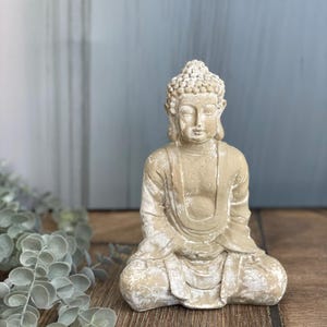 Stone Look Meditating Buddha Statue - Outdoor Zen Garden Decor - Antique Seated Buddha Statue for Yoga Studio or Altar