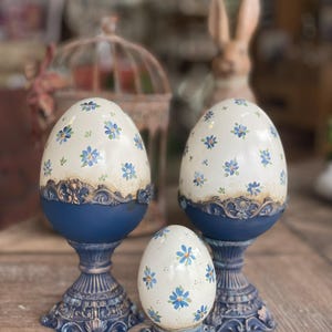 Floral Easter Eggs Blue and White Design, Large or Mini Easter Eggs, Elegant Ceramic Easter Centerpiece, Antique Cottagecore Console Decor