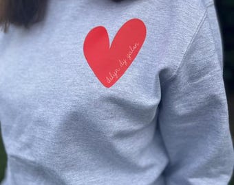 adult welsh 'dilyn dy galon' follow your heart print logo sweatshirt jumper