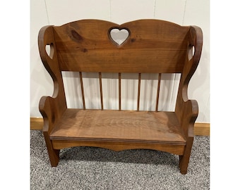 Vintage Rustic Wooden Heart Cutout Bench Farmhouse Country Decor 19x20