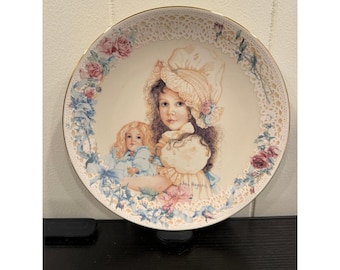 Jan Hagara Addie Hamilton Collection Plate Dear to My Heart 23K Gold Rim 1354A